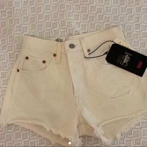 Levi’s 501 white shorts